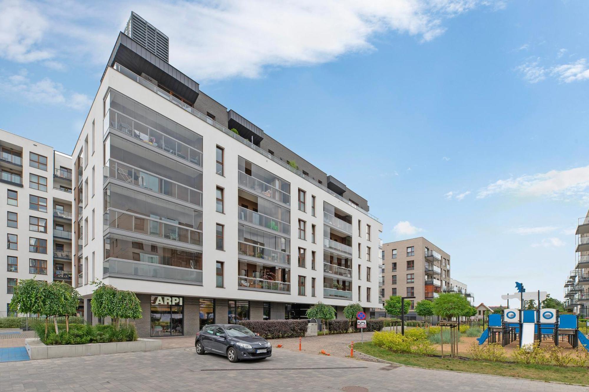 Zajezdnia Wrzeszcz Seaside & Parking By Downtown Apartments Gdansk Bagian luar foto